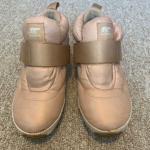 Sorel Out n About waterproof booties